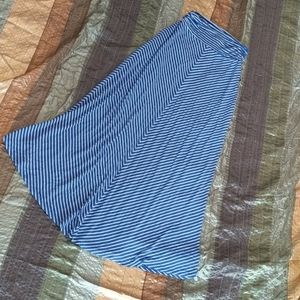3 FOR $20 Maxi skirt